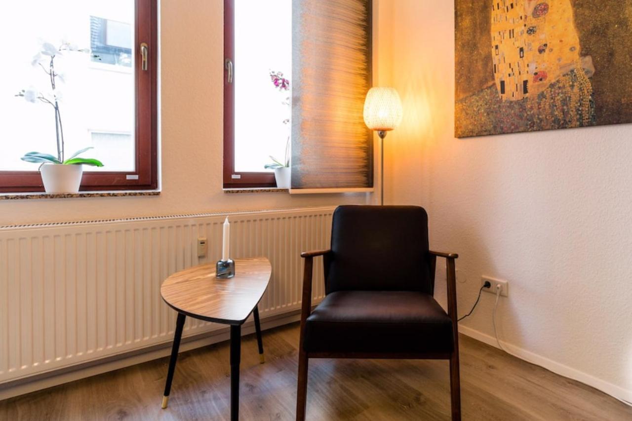 Homefy Oldtown Apartment - 6 People - 2 Bath - Balcony - Top Location Düsseldorf Esterno foto