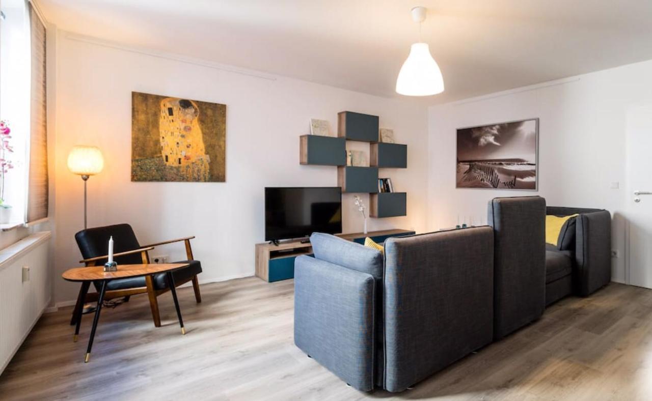 Homefy Oldtown Apartment - 6 People - 2 Bath - Balcony - Top Location Düsseldorf Esterno foto